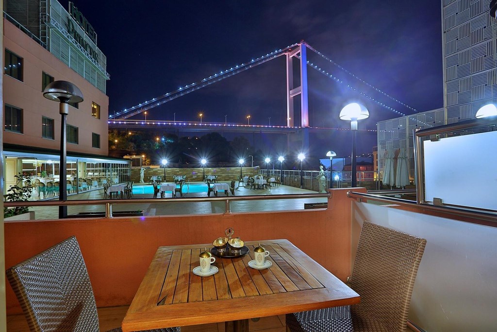 Ortakoy Princess: Pool