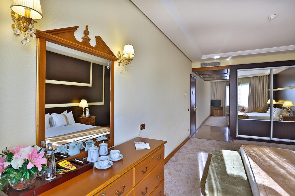 Ortakoy Princess: Room