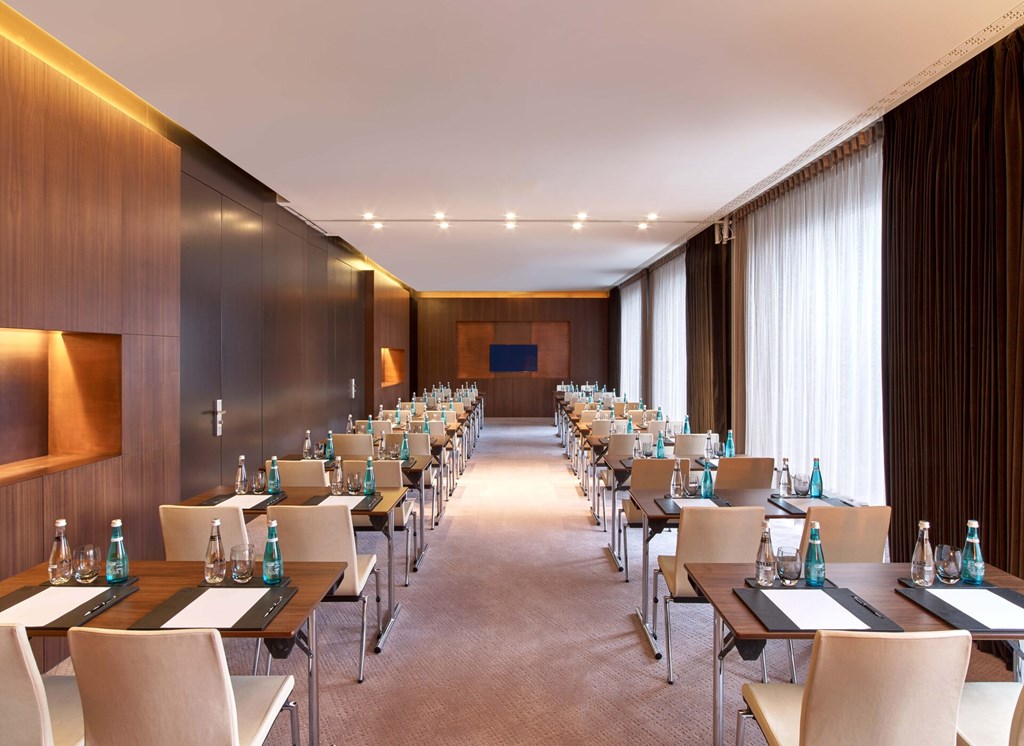 The St. Regis Istanbul: Conferences