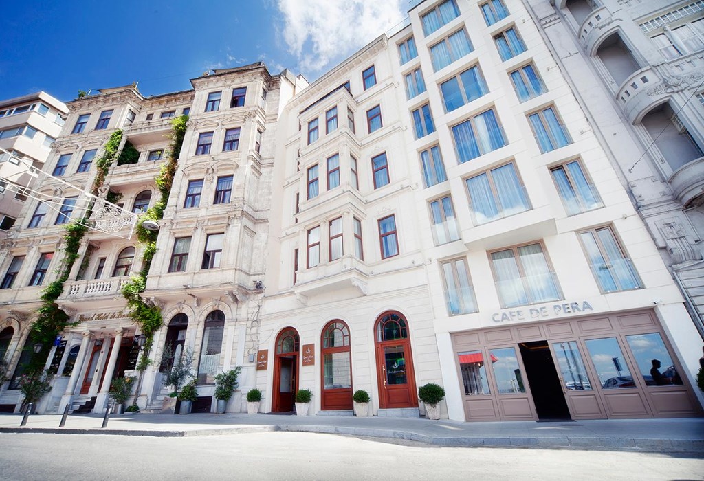 Grand Hotel De Pera: General view