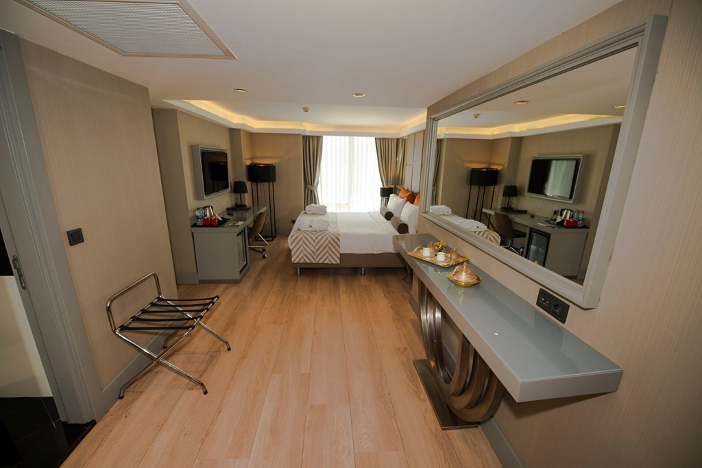 Manesol Oldcity Bosphorus: Room SUITE SEA VIEW