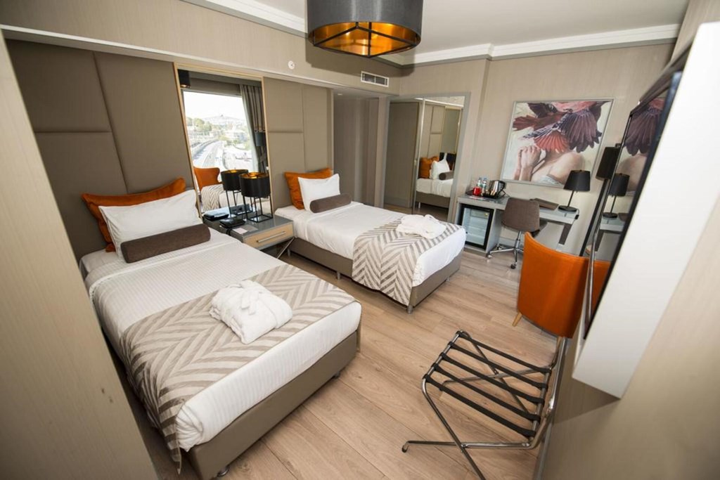 Manesol Oldcity Bosphorus: Room Double or Twin DELUXE