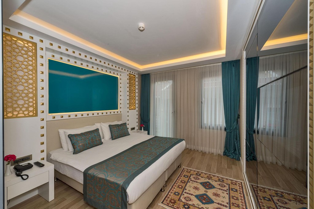 Great Fortune Hotel & Spa: Room DOUBLE WITH BALCONY