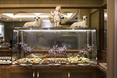 Halifaks Hotel: Restaurant - photo 31