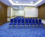 Alpinn Hotel: Conferences