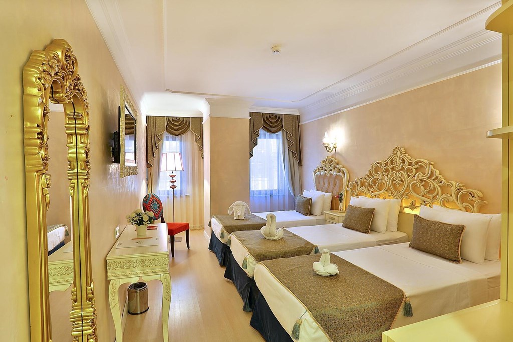 Edibe Sultan Hotel: Room TRIPLE STANDARD