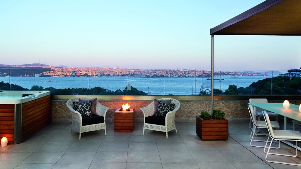 The Ritz Carlton Istanbul: General view