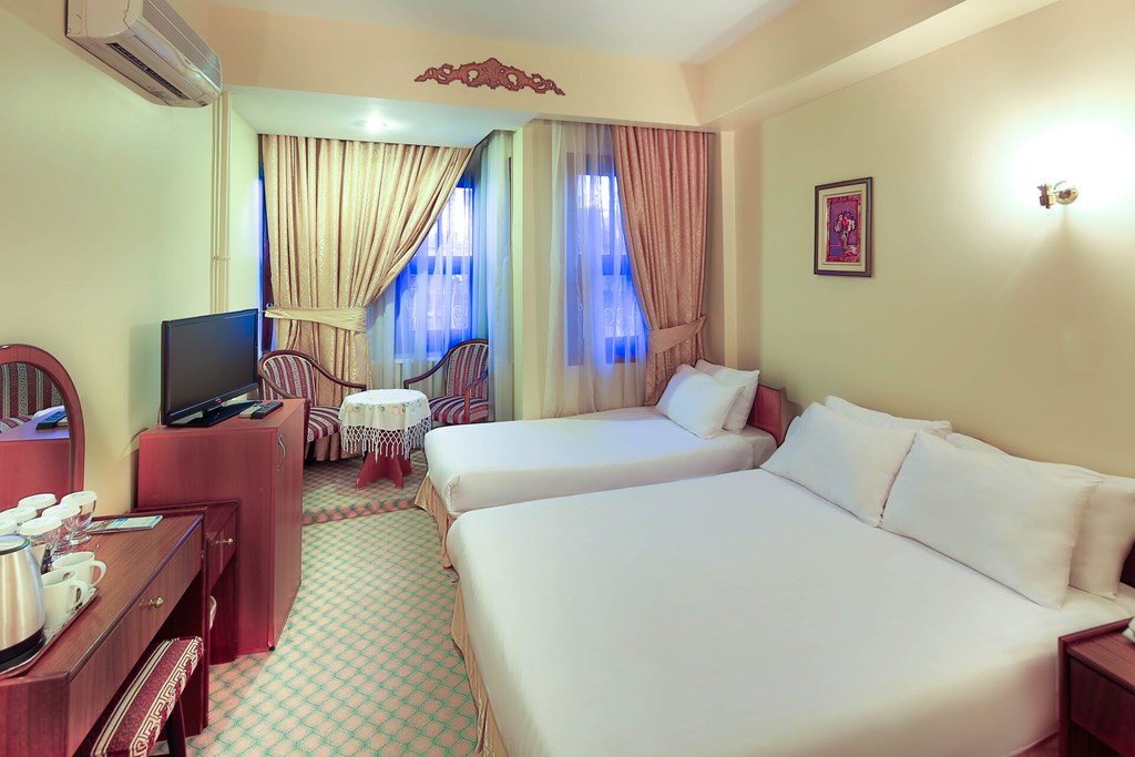 Historia Hotel Special Class: Room TRIPLE STANDARD