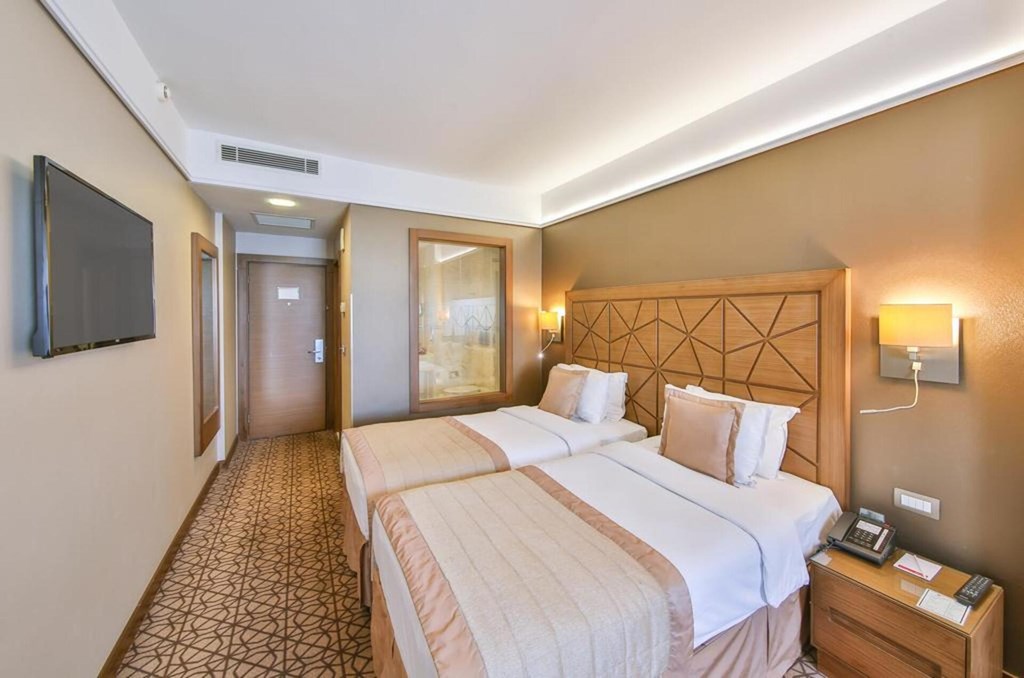 Ramada Istanbul Taksim: Room DOUBLE STANDARD