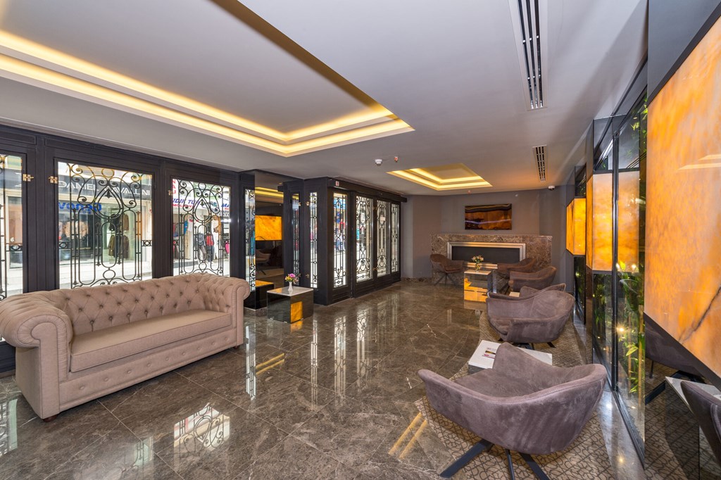 Hotel Genova: Lobby