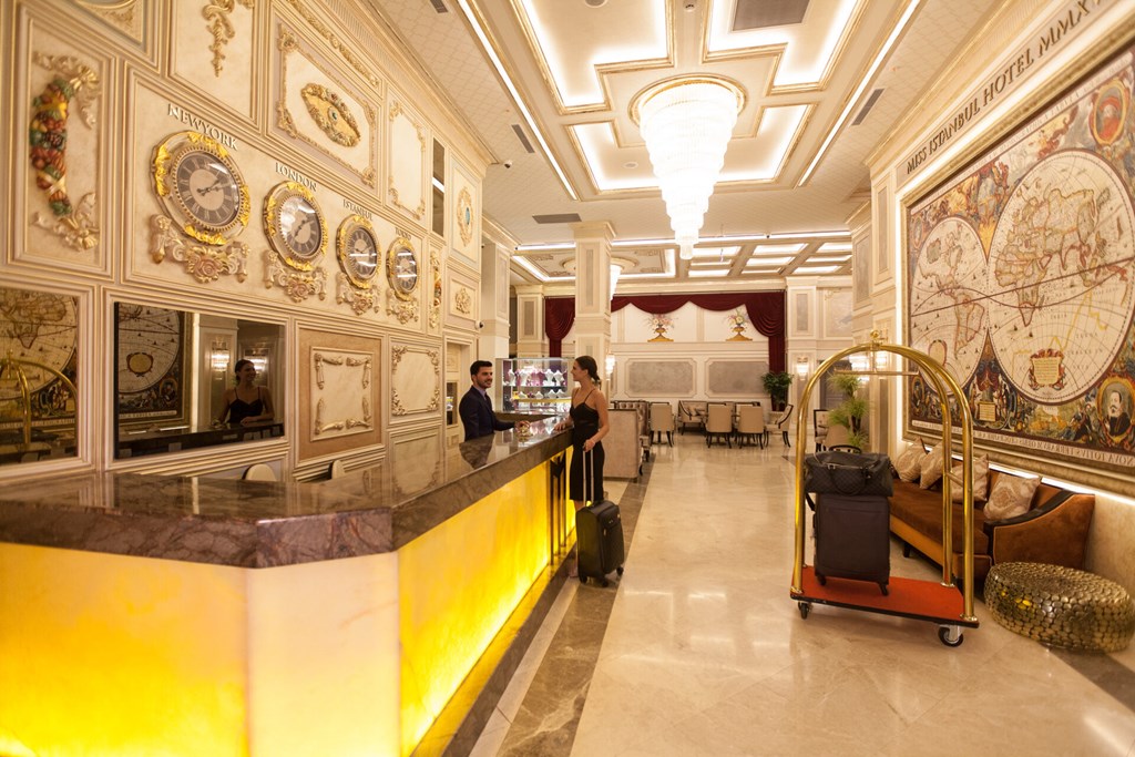 Miss Istanbul Hotel & Spa: Lobby