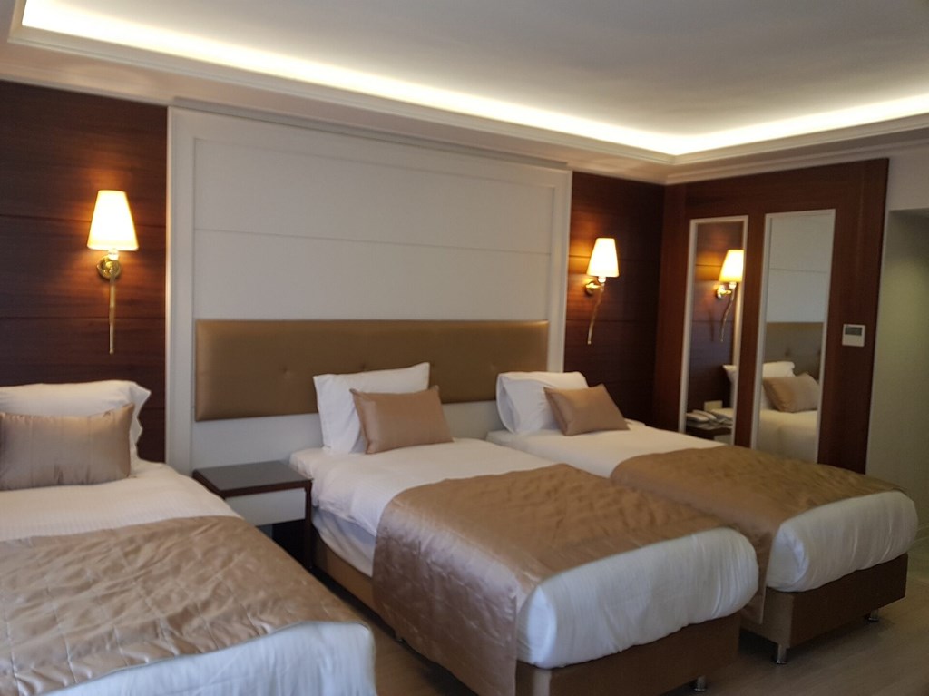 Grand Marcello Hotel: Room TRIPLE DELUXE