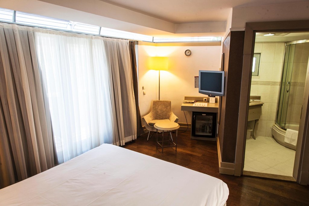 Faros Old City Hotel: Room