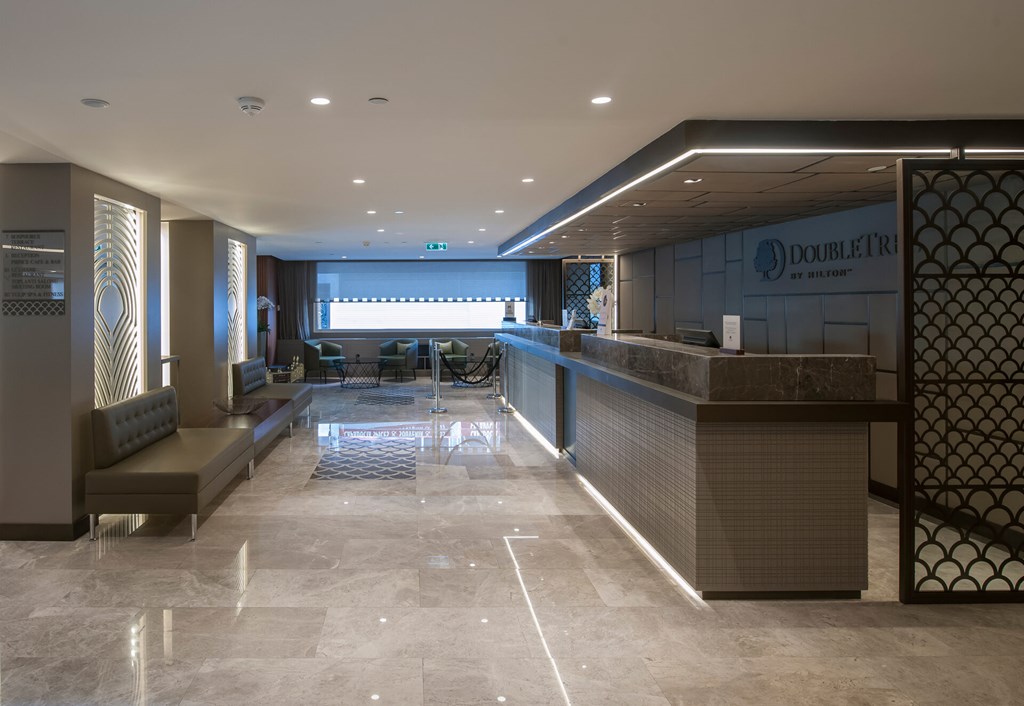 Doubletree By Hilton Istanbul Sirkeci: Lobby