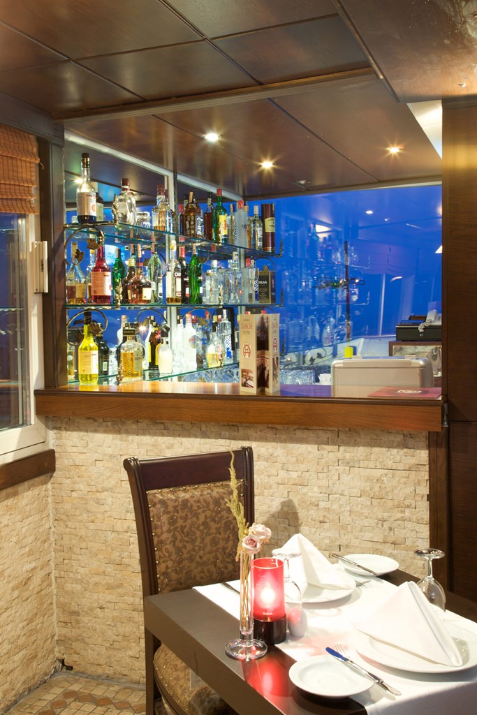 Istanbul Assos: Bar