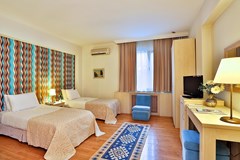 Barin Hotel: Room - photo 49