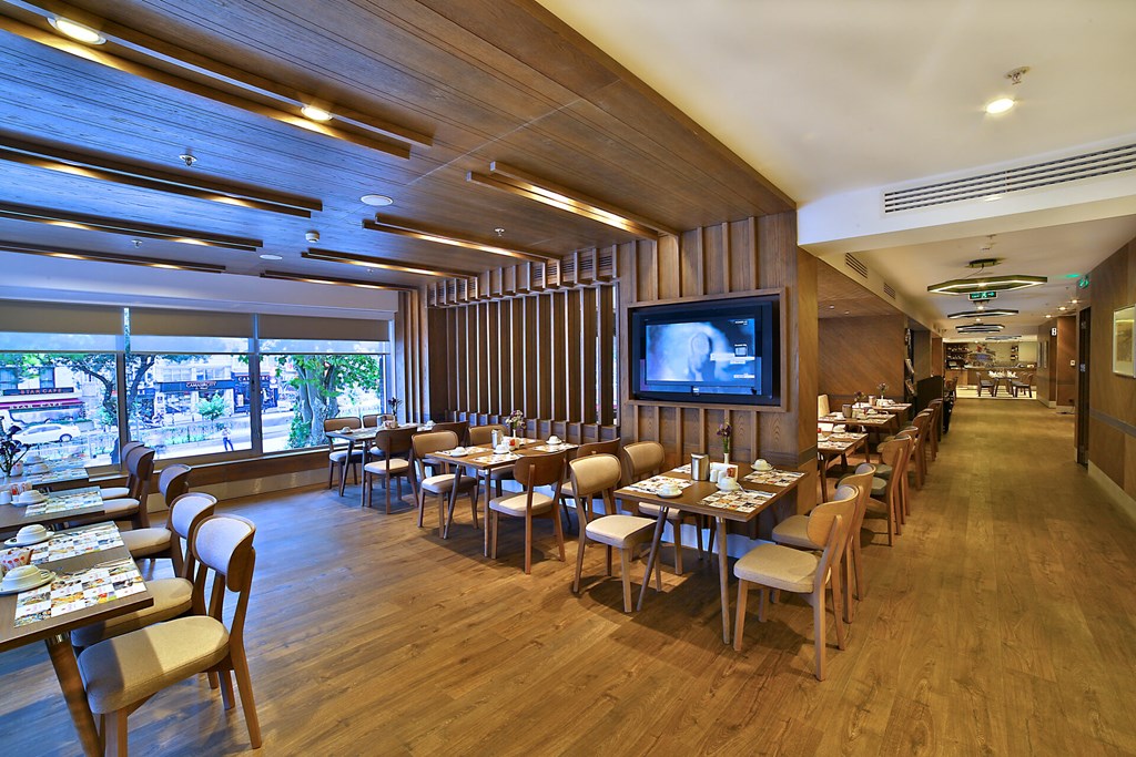 Ramada Istanbul Old City: Restaurant