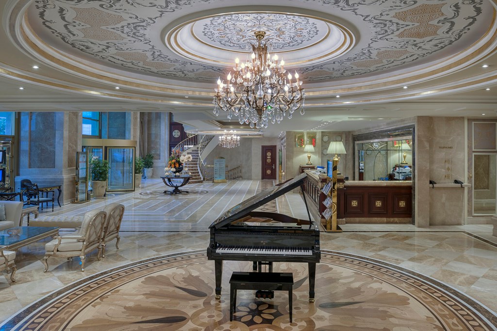 Elite World Istanbul: Lobby