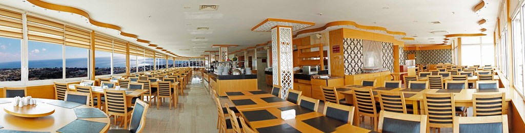 Ikbal Deluxe: Restaurant