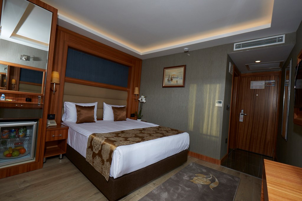 Ikbal Deluxe: Room SINGLE ECONOMY