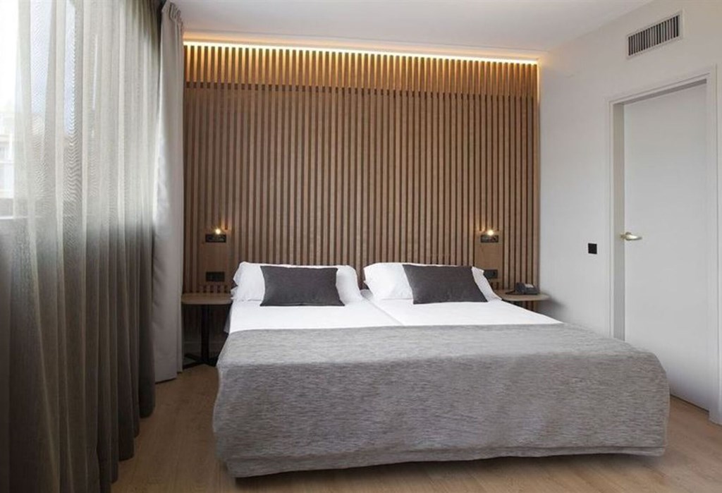 Atenea Barcelona Aparthotel: Room DOUBLE PREMIUM