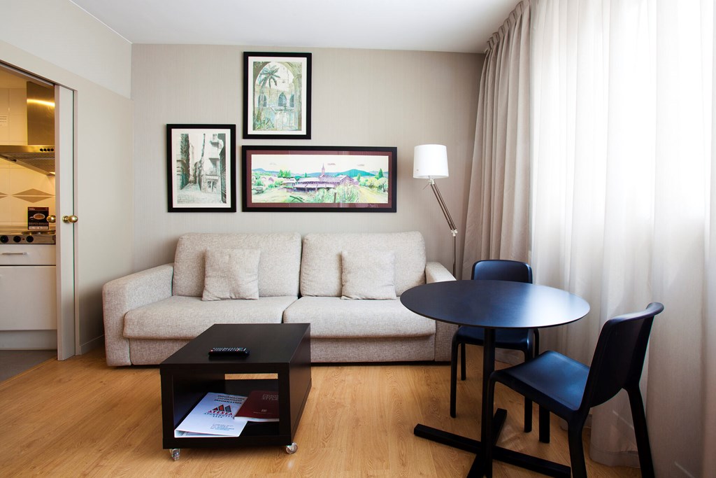 Atenea Barcelona Aparthotel: Room DOUBLE PREMIUM