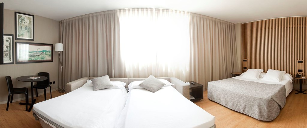 Atenea Barcelona Aparthotel: Room QUADRUPLE PREMIUM