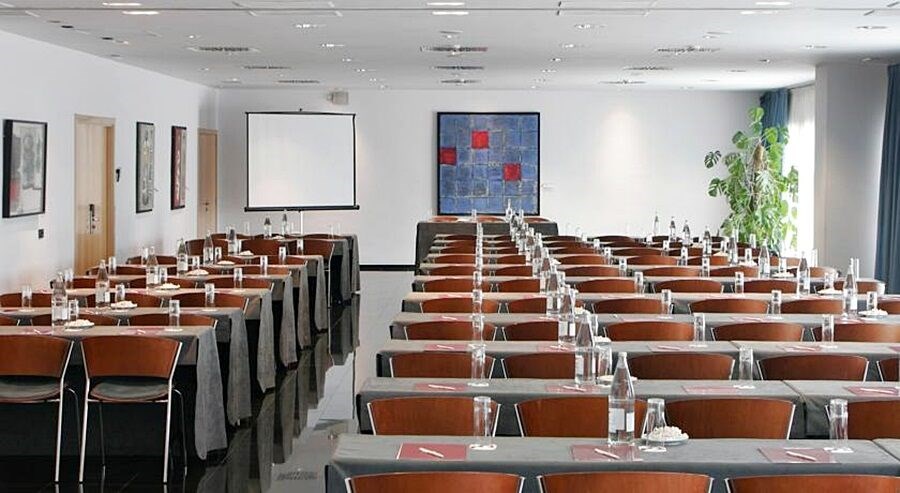 Eurohotel Diagonal Port: Conferences