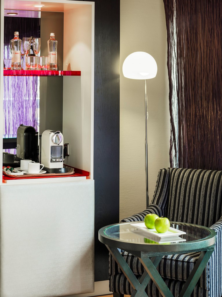 H10 Marina Barcelona: Room JUNIOR SUITE STANDARD