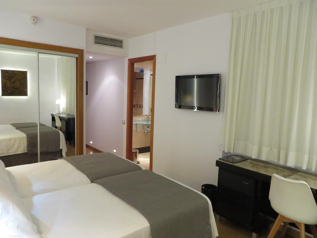 Evenia Rocafort: Room FAMILY ROOM STANDARD