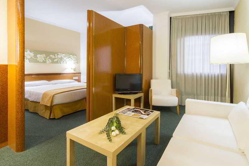 Acacia Suite: Room APARTMENT CAPACITY 5