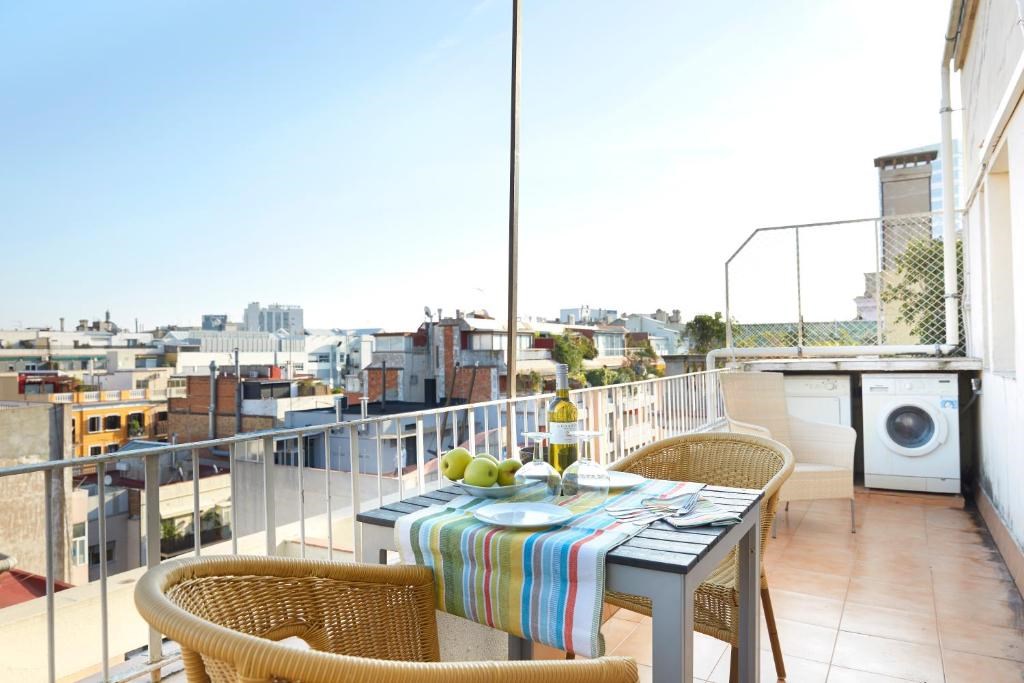 AinB Diagonal Francesc Macià Apartments: Room APARTMENT CAPACITY 2 TWO BEDROOMS