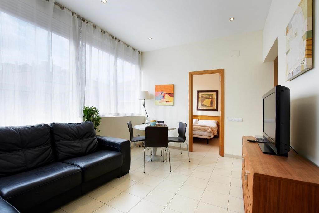 AinB Diagonal Francesc Macià Apartments: Room APARTMENT CAPACITY 4 TWO BEDROOMS