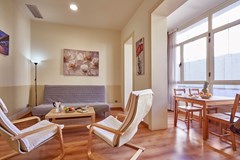 Barcelona Sants Station Apartments: General view - photo 60