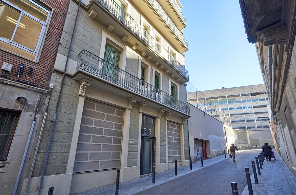 Barcelona Sants Station Apartments: General view