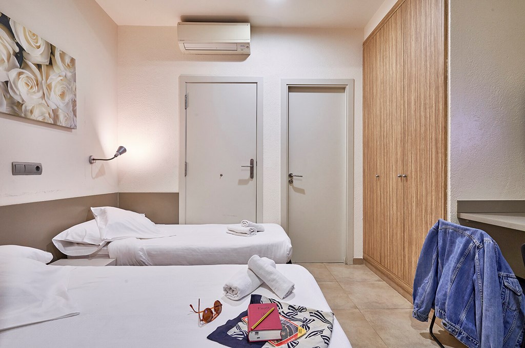 Barcelona Sants Station Apartments: Room STUDIO CAPACITY 2