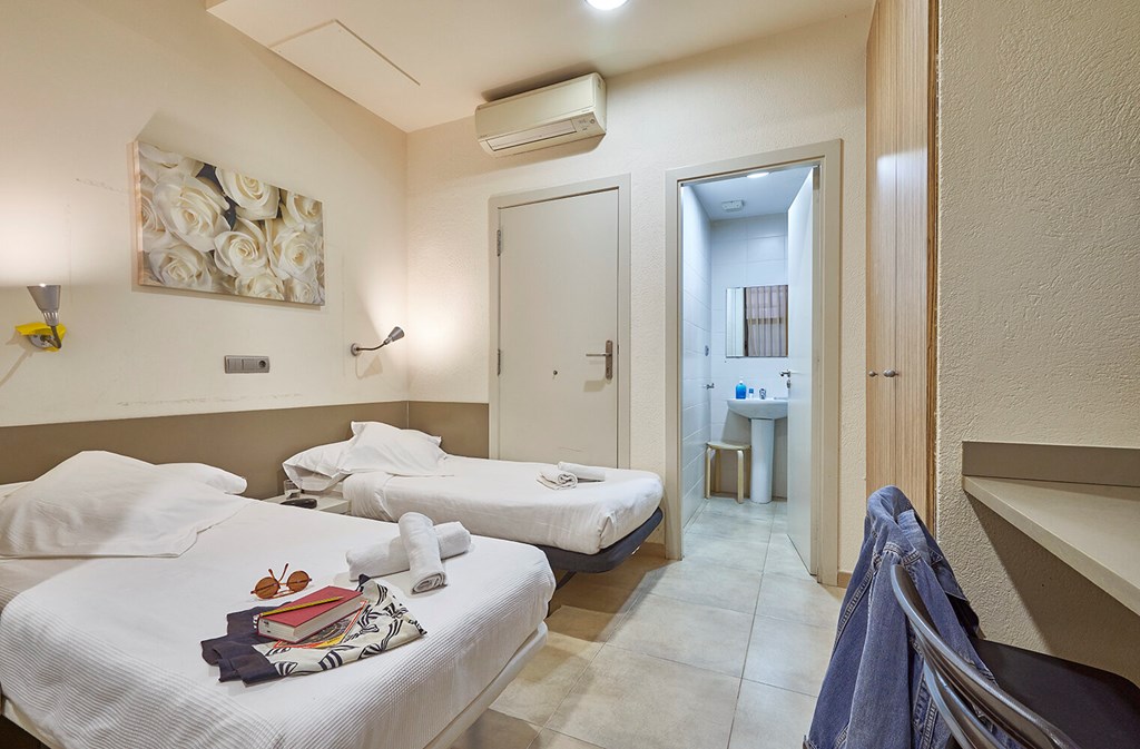 Barcelona Sants Station Apartments: Room STUDIO CAPACITY 1