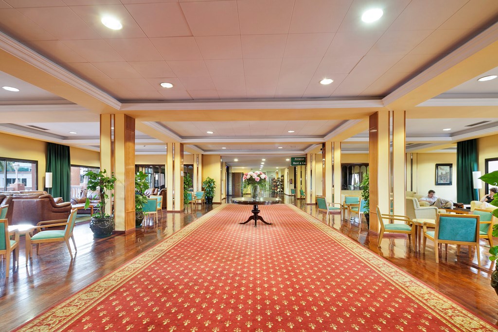 Hotel Best Triton: Lobby