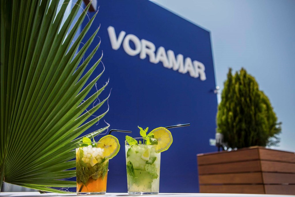 Voramar: Bar