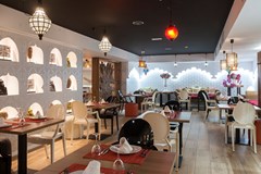 Sandos Benidorm Suites: Restaurant - photo 42