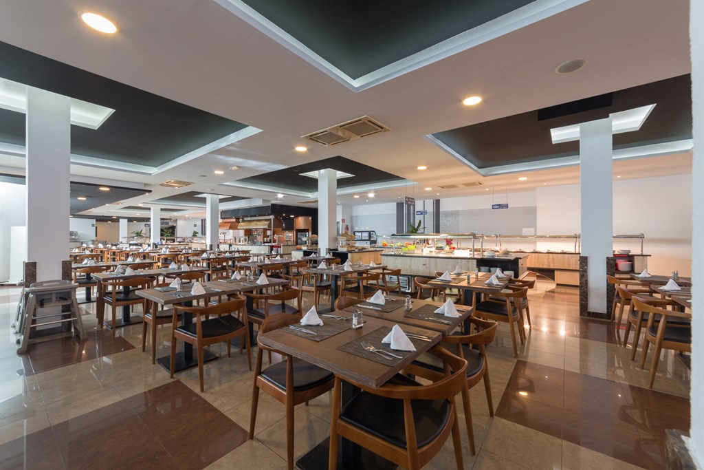 Sandos Benidorm Suites: Restaurant