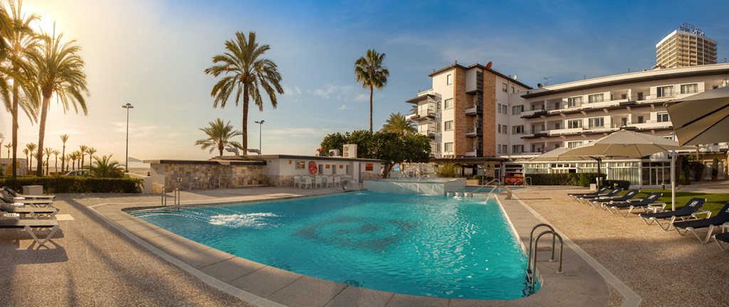 Gran Hotel Delfin: General view