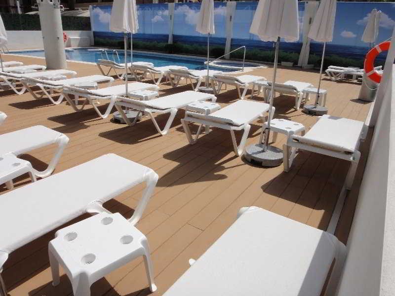 Riviera Beachotel: Pool