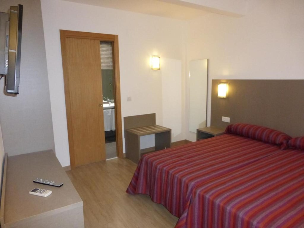 Montesol: Room DOUBLE CAPACITY 4