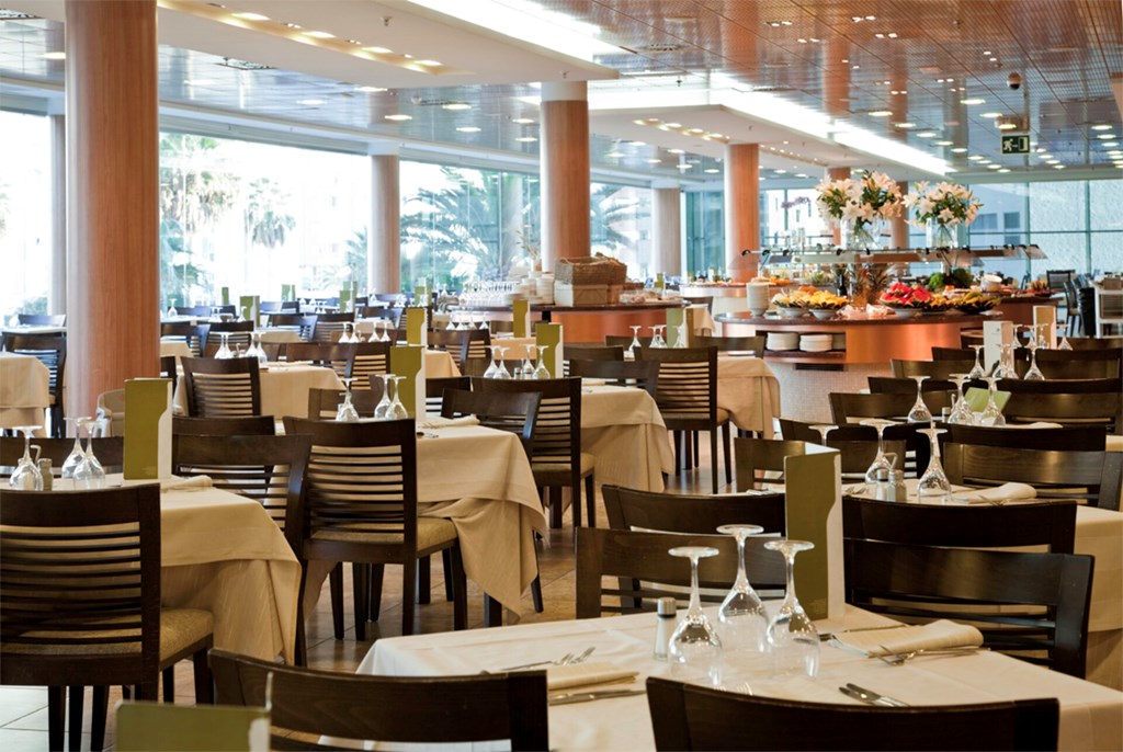 AR Diamante Beach Spa & Convention Centre: Restaurant