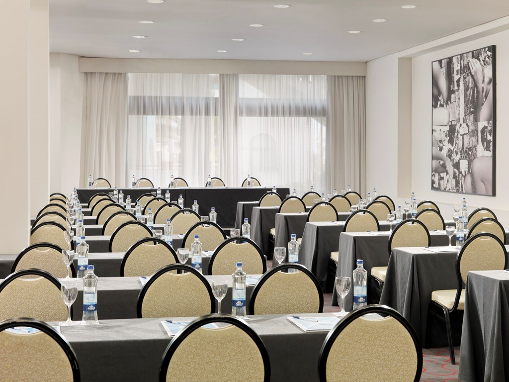 H10 Estepona Palace: Conferences