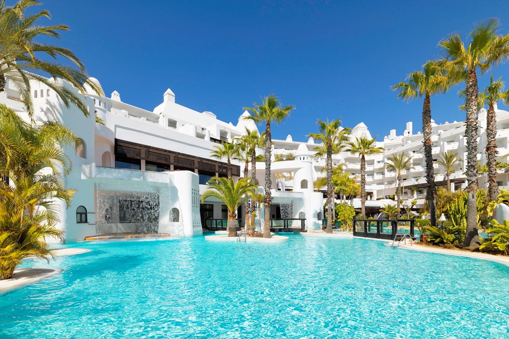 H10 Estepona Palace: Pool