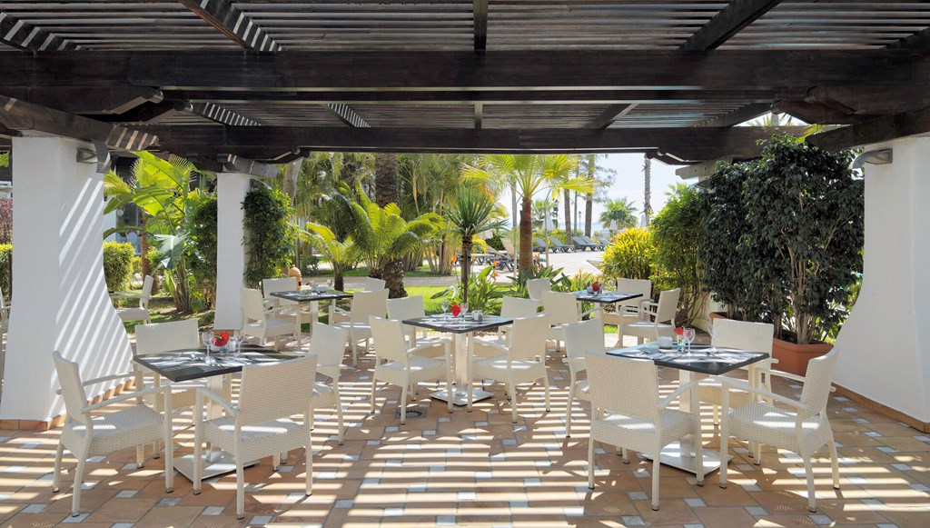 H10 Estepona Palace: Restaurant