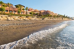 Elba Estepona Gran Hotel & Thalasso Spa: Beach - photo 3