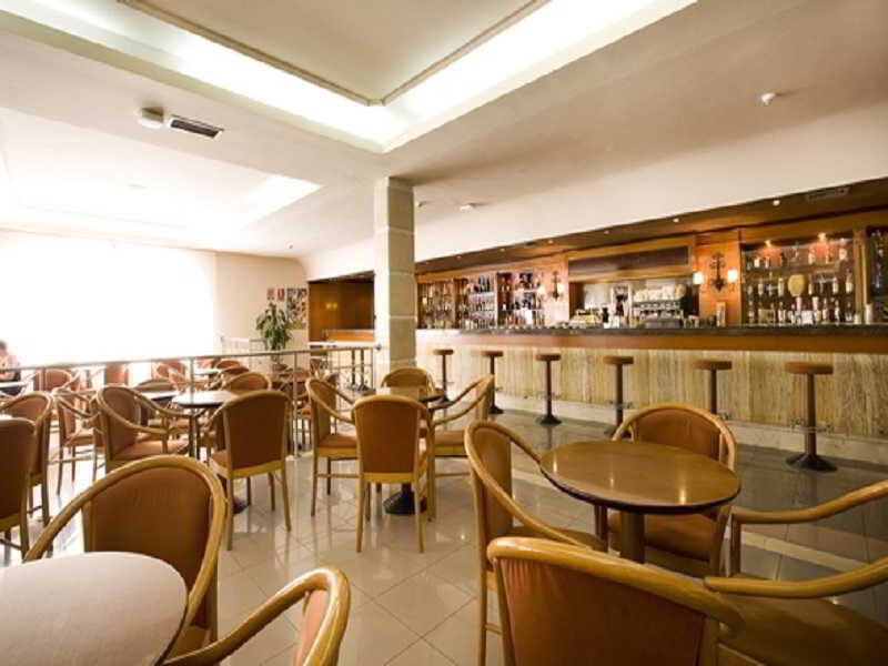 Monarque Fuengirola Park: Bar